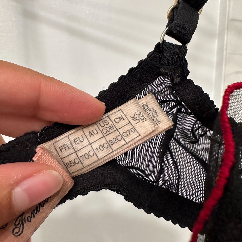 Agent Provocateur Lorna Bra Red Black 32C - Picture 8 of 9
